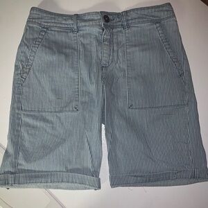 Tommy Bahama Blue Striped Women's Bermudas